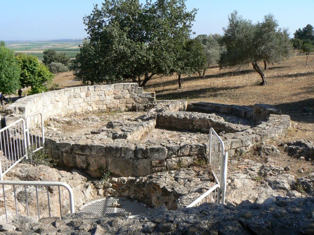 Остатки колумбария.