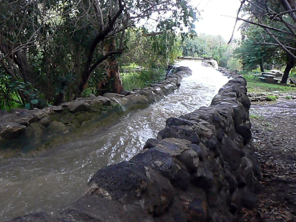 Водовод в парке Ярден.