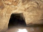 Тель Арад. Трехтысячелетняя штукатурка на стенах водохранилища израильской крепости.