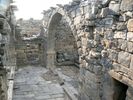 Остатки византийского монастыря в Дир-Каруах, недалеко от раскопок Гамлы.